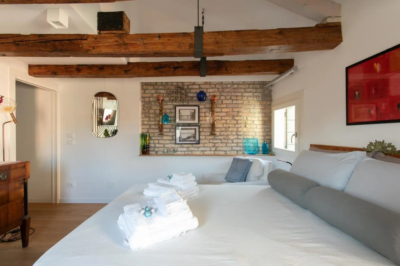 Biennale Gallery Suite Venice Apartment