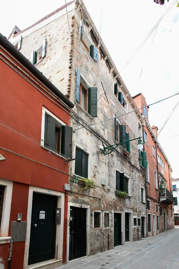 Biennale Gallery Suite Venice